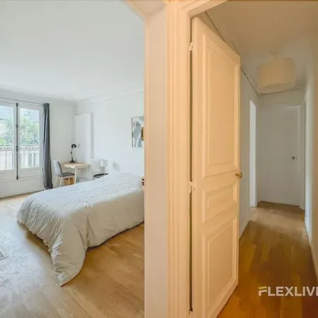Hotel Immeuble Turbigo Paris
